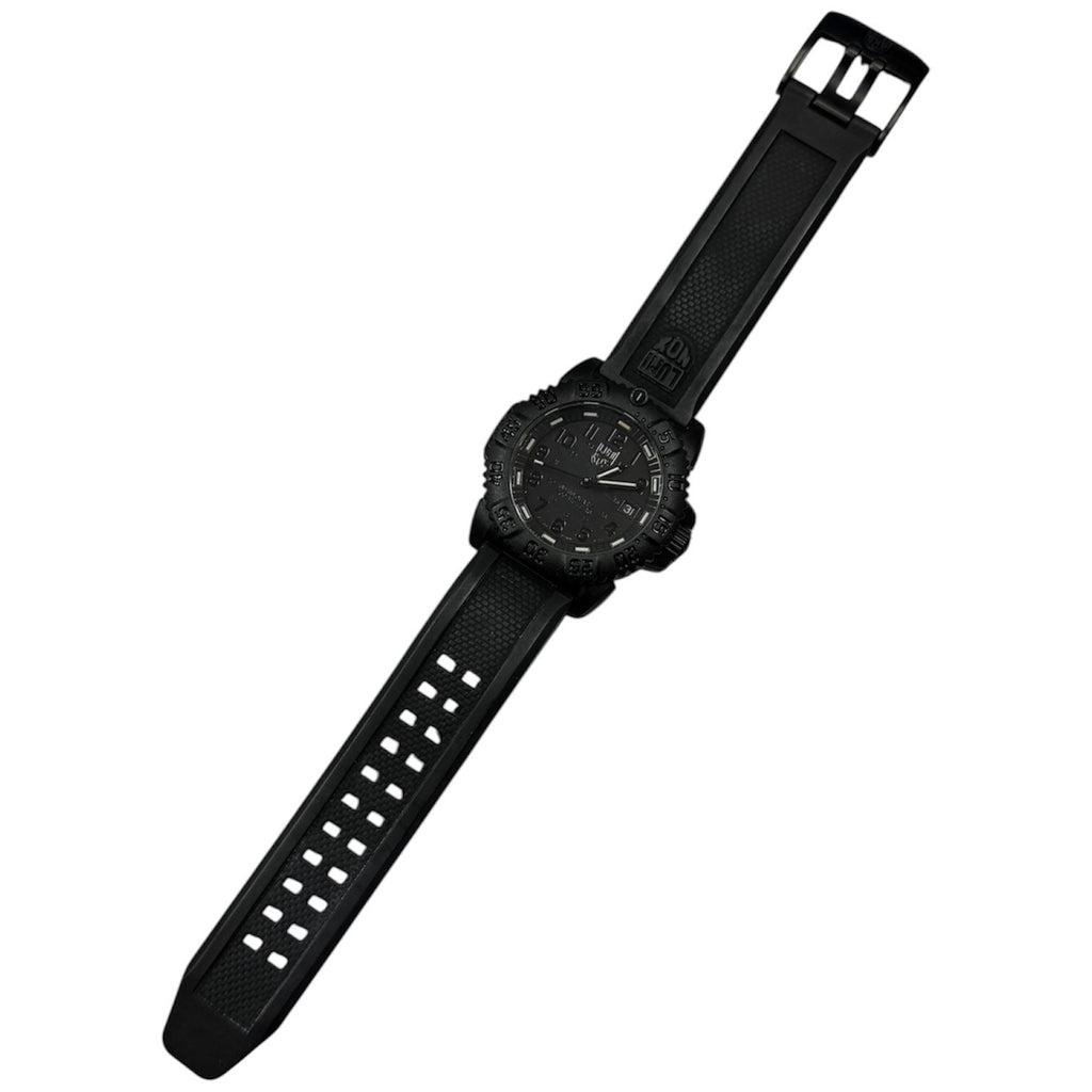 Luminox Navy Seal Colormark 7050 Series Quartz Watch, 38mm