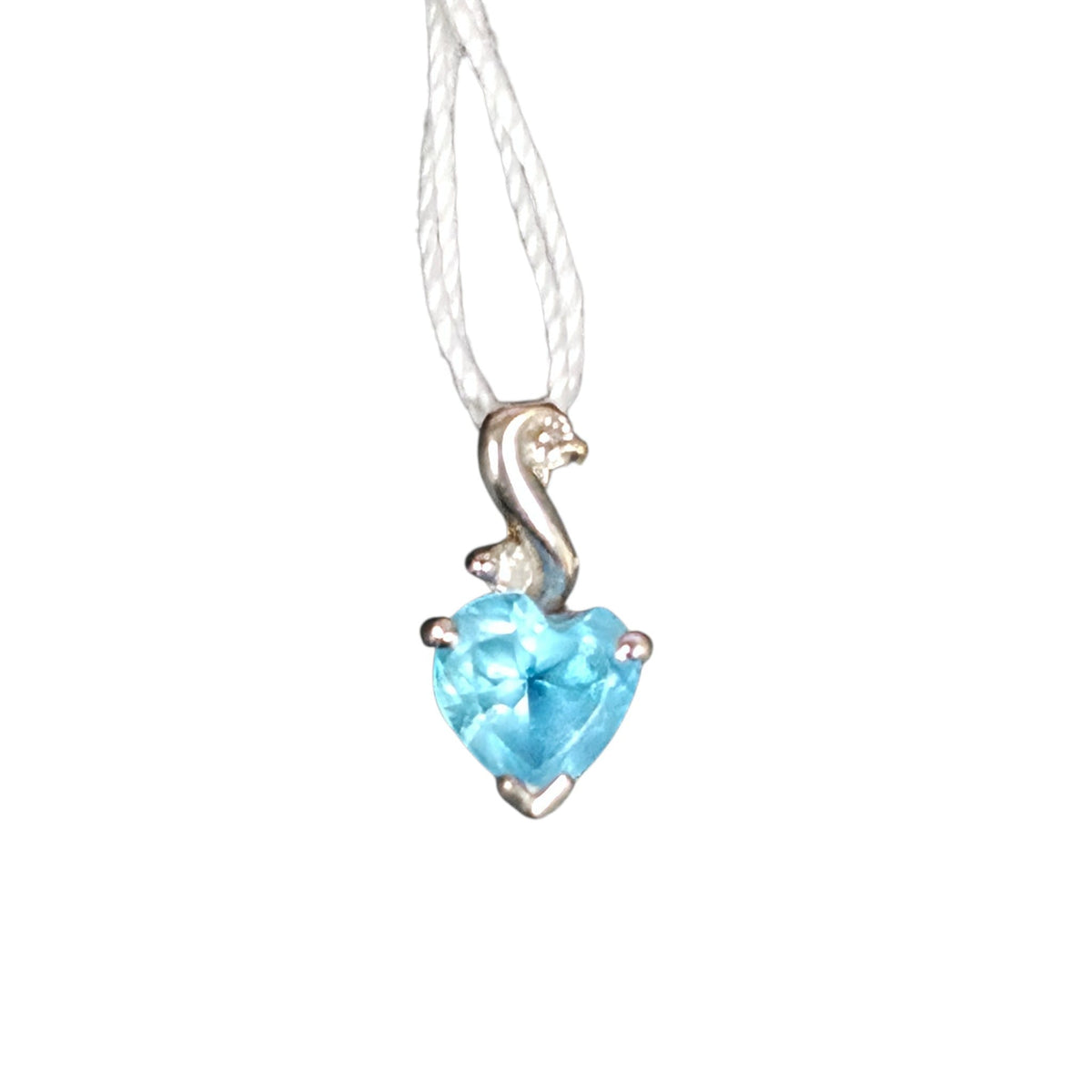 750WG Aquamarine Heart Shape Pendant