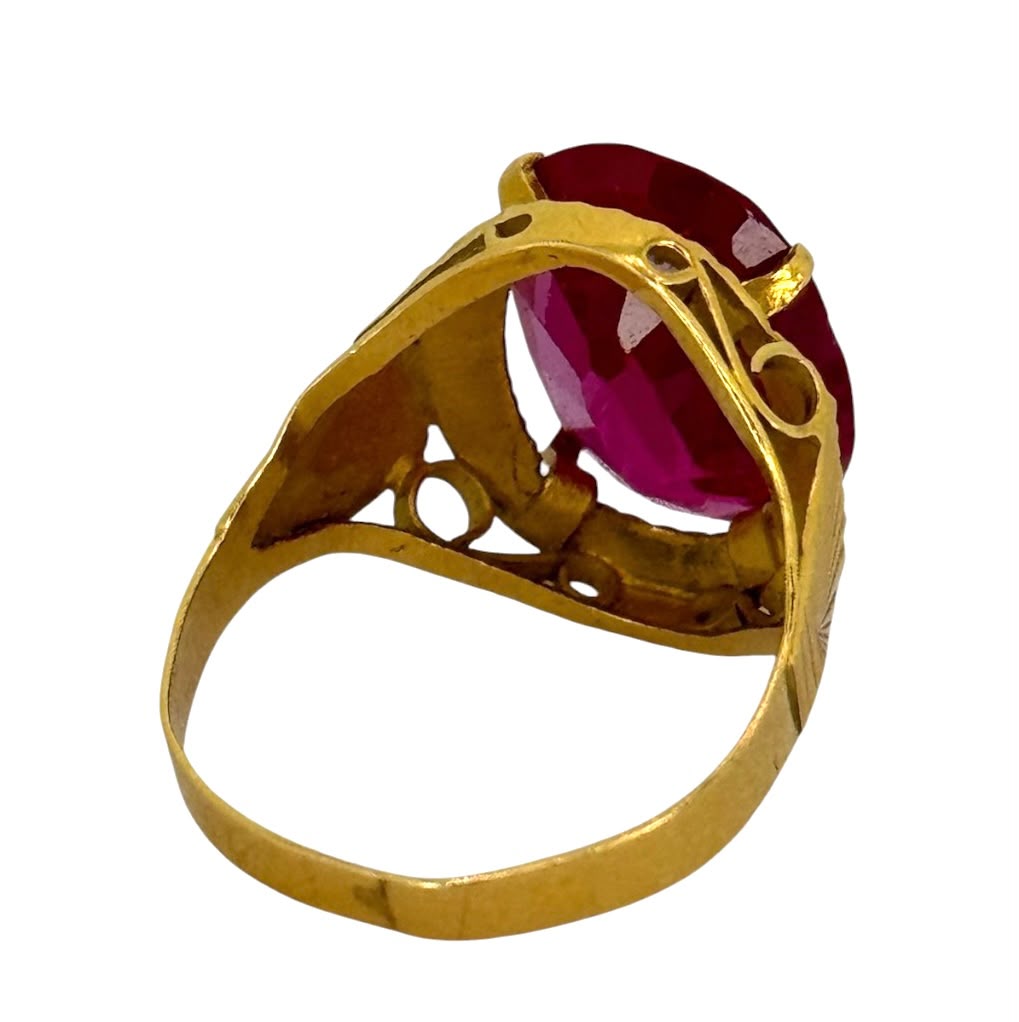20KYG Pink Stone Ring