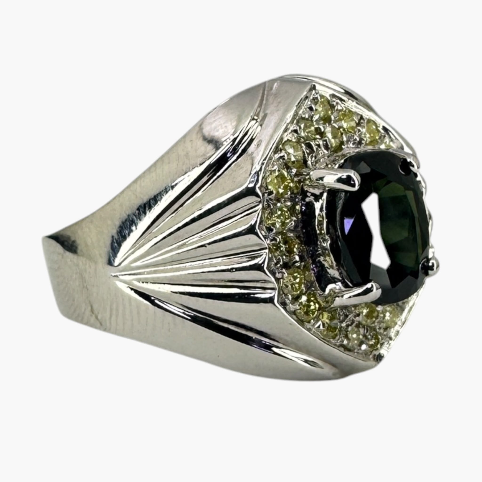 Sapphire Diamond Ring 750 White Gold 7.7gm Secondary image