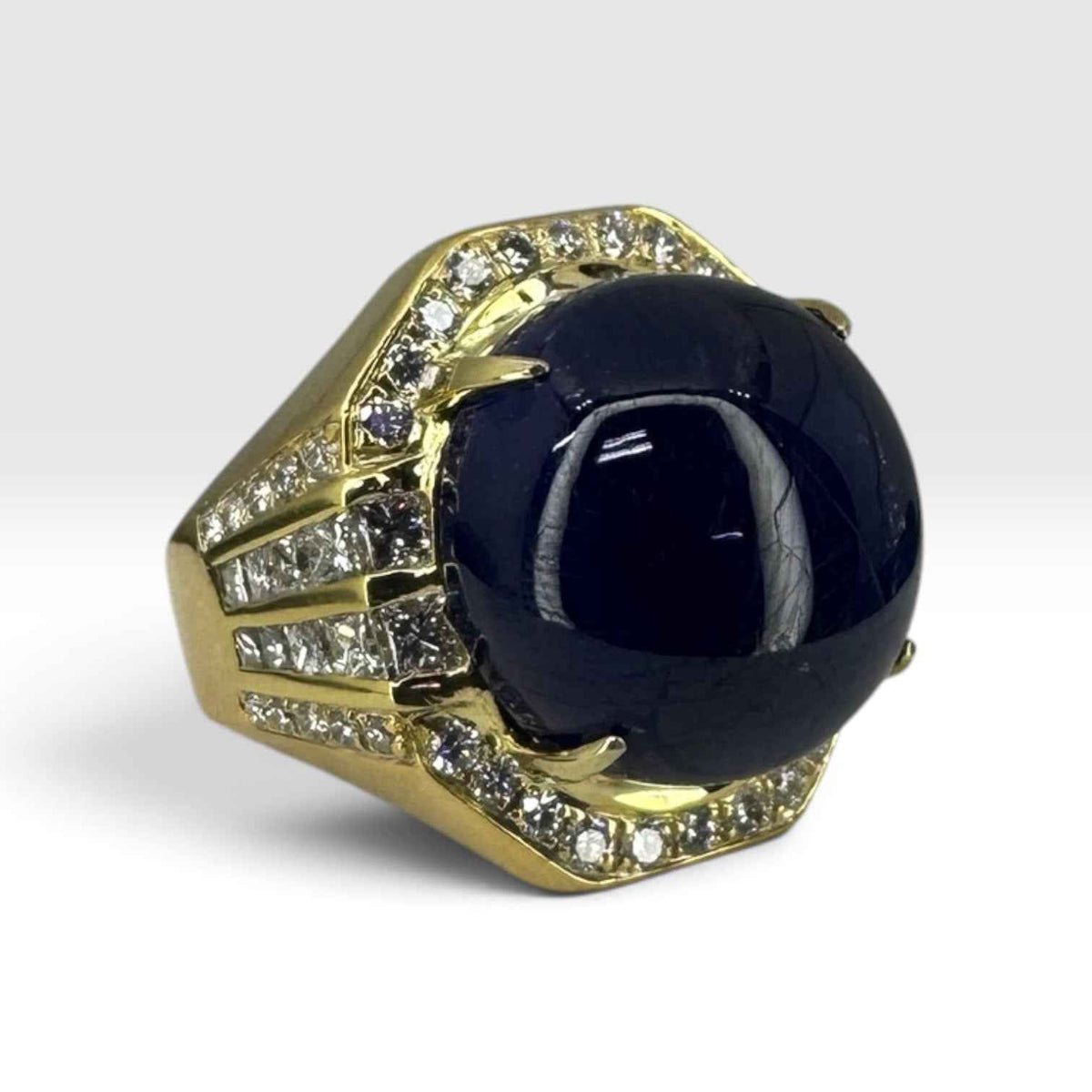 Diamond Sapphire Men's Ring 750 Yellow Gold 27.2gm
