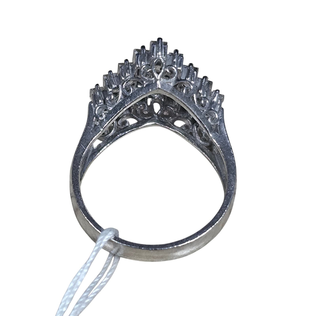PT900 Natural Diamond V-Shape Emer Cut Ring