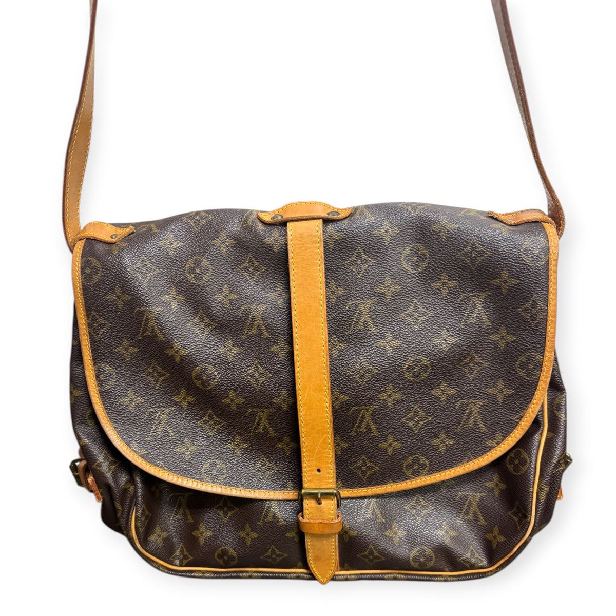 Louis Vuitton Pre-Loved Louis Vuitton Monogram Saumur 35