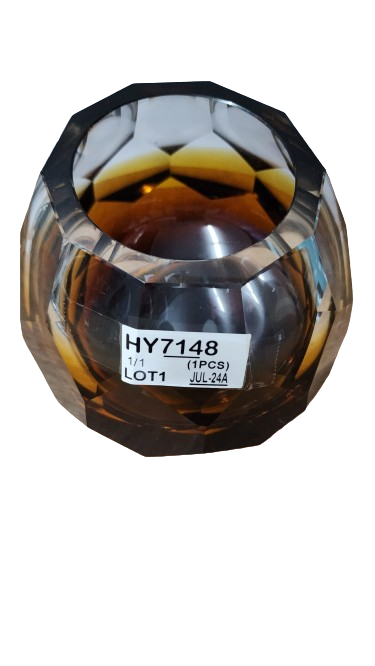 Vase Secondary image