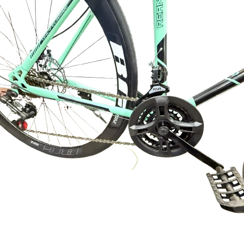 Road Bike/26in/24 Speed/Turquoise