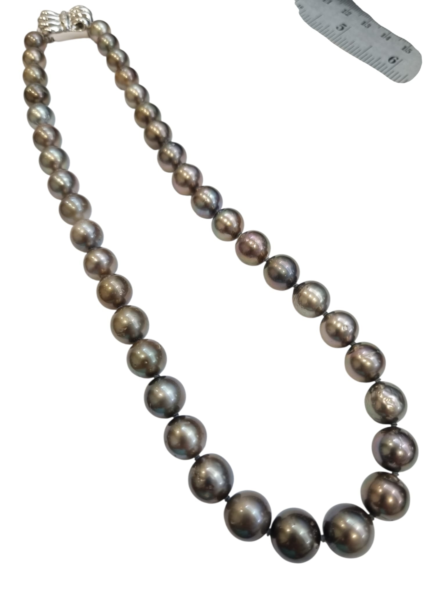 Tahitian Black South Sea Pearl Necklace Secondary image