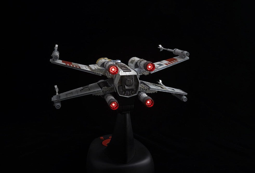 Bandai Star Wars X-Wing Starfighter Moving Edition 1/48 Scale Model Kit