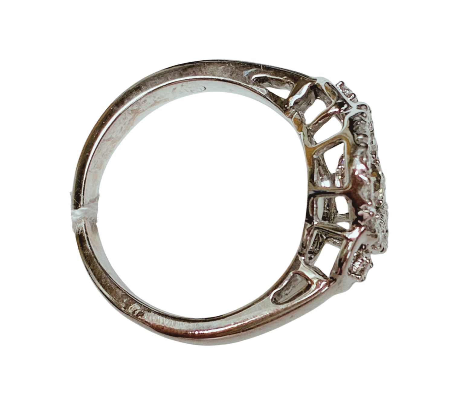 750WG Dancing Diamond Ladys Ring 4.8GM