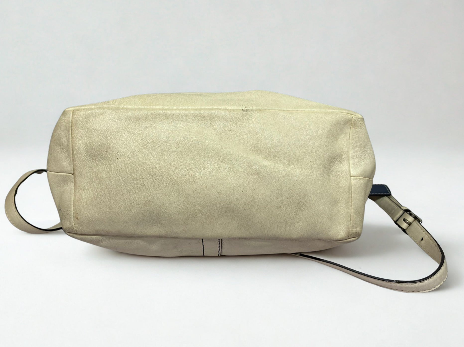 Coach Hamptons Weekend Leather Shoulder Bag 19393