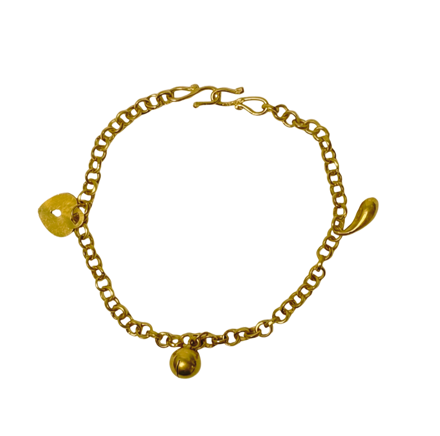 916YG Link Bracelet With Dangling Charms 7.1GM