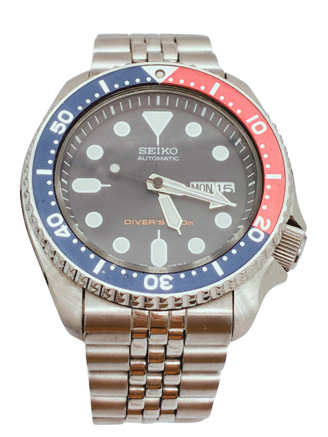 Seiko SKX009 Automatic Dive Watch Secondary image