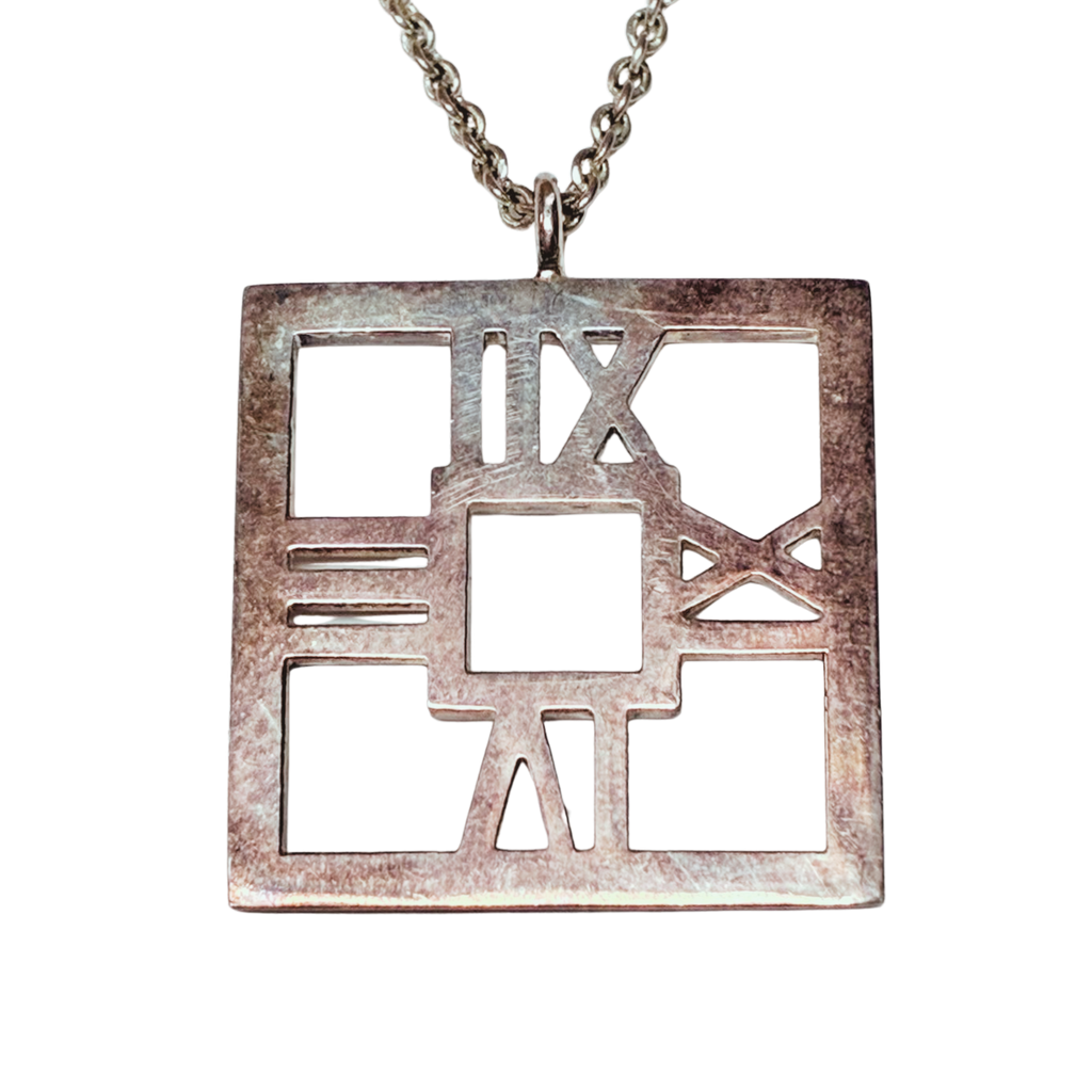 Tiffany And Co Atlas Open Square Pendant Necklace 6.8GM