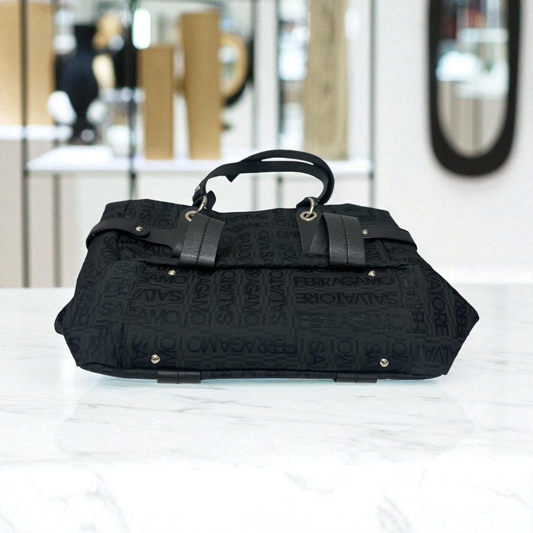 Bvlgari Tote Bag, Black Secondary image