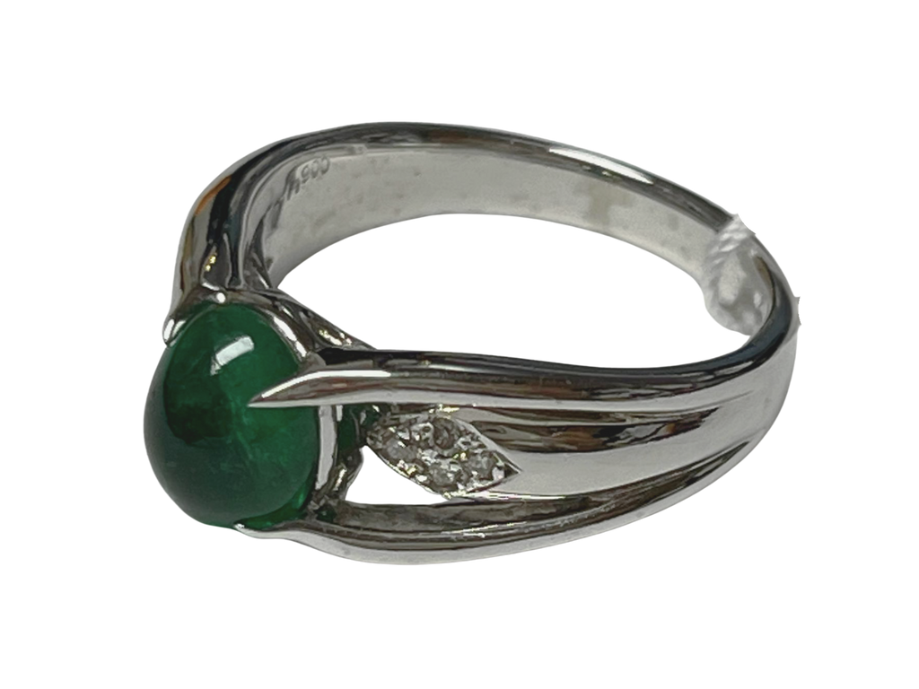 PT900 Emerald With Diamonds Ring 9.8G