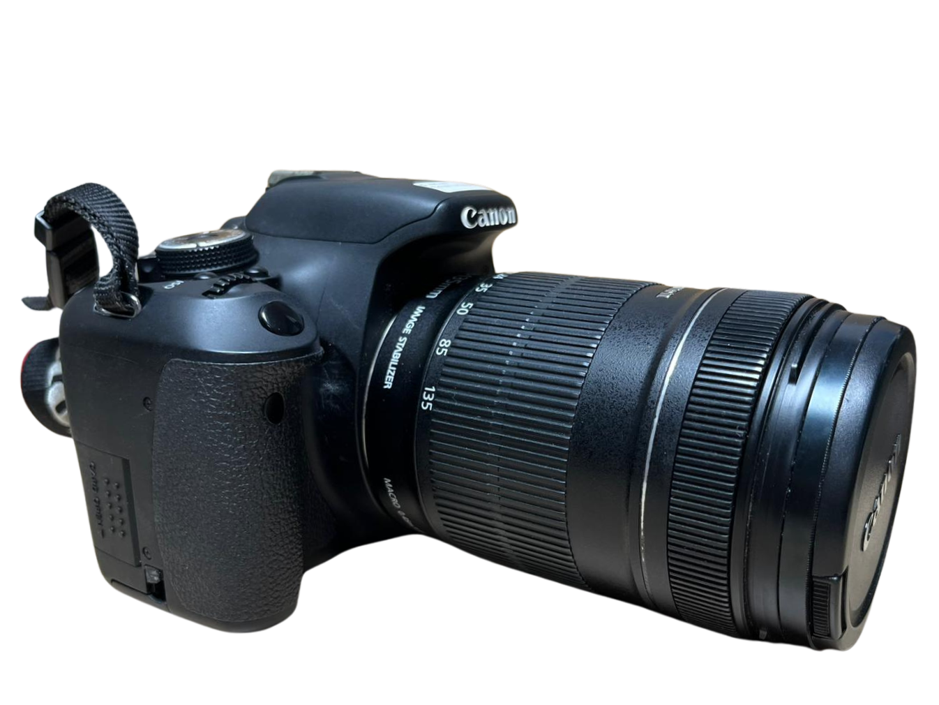 Canon EOS 600D With EF-S 18-135mm IS Lens