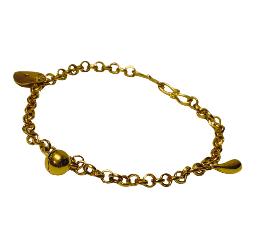 916YG Link Bracelet With Dangling Charms 7.1GM