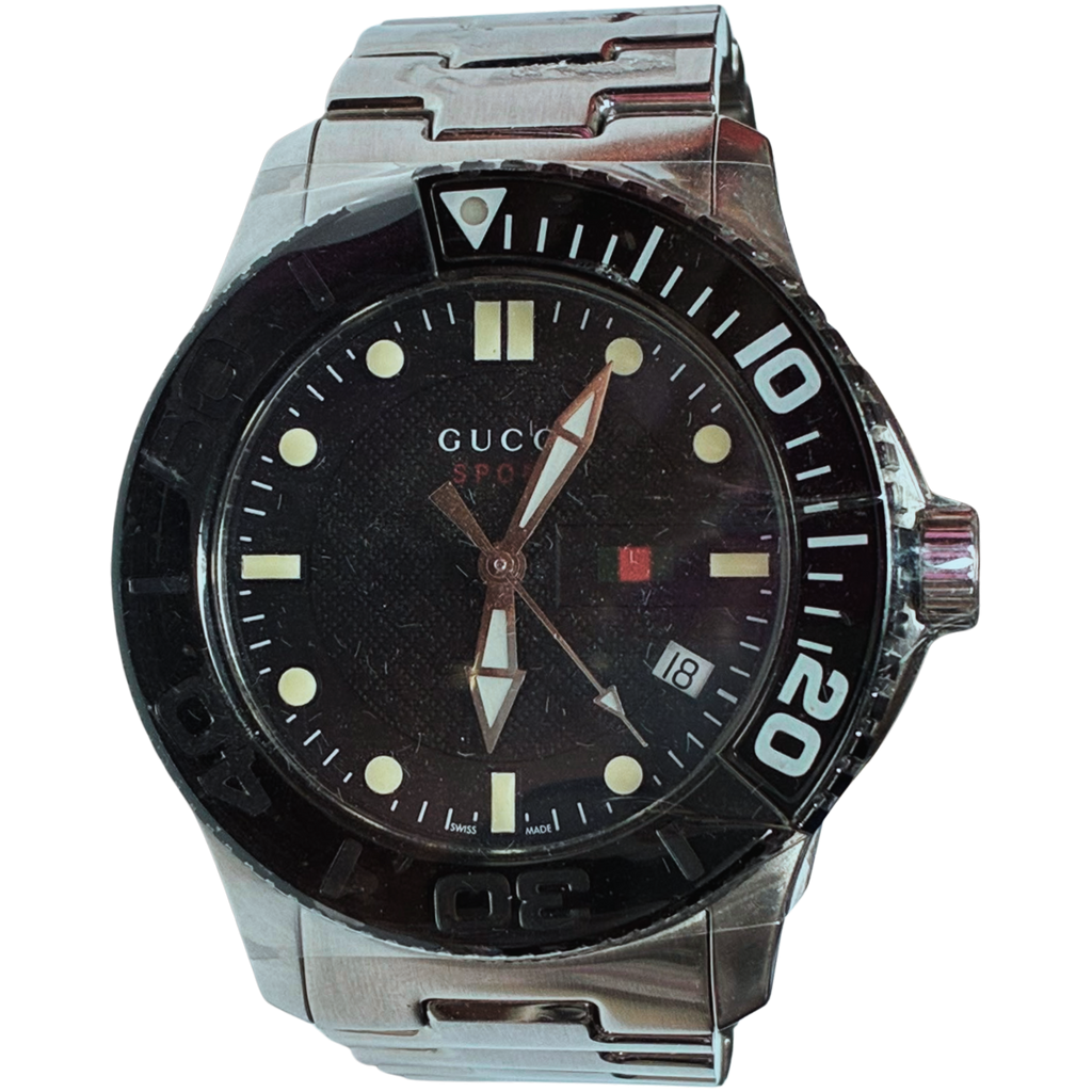 Gucci G Timeless 126.2 Mens Quartz Watch