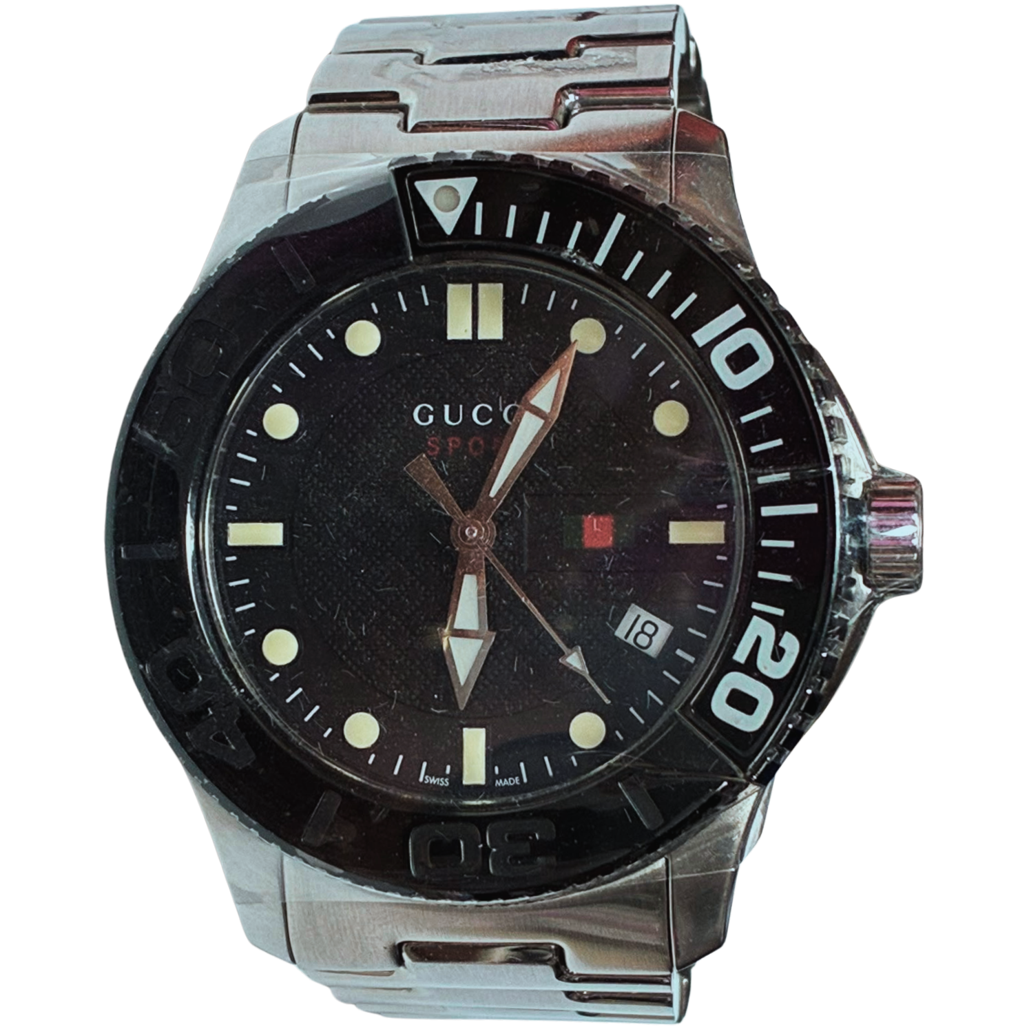 Gucci G Timeless 126.2 Mens Quartz Watch