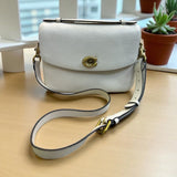 Coach Cassie 19 Crossbody Bag (H20 x L24 x W7 cm)