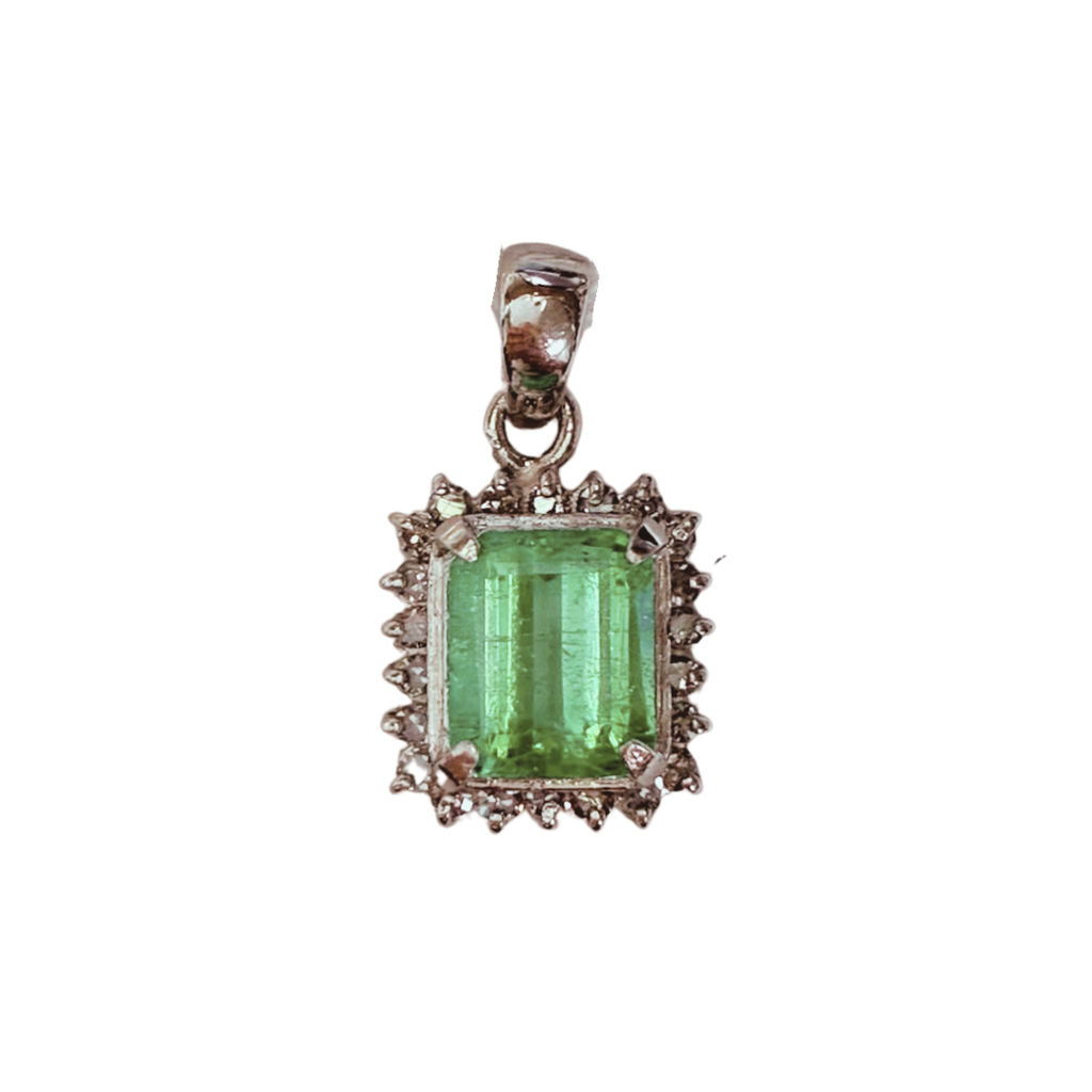 PT900 Emerald Pendant With Diamond Halo 2.14G
