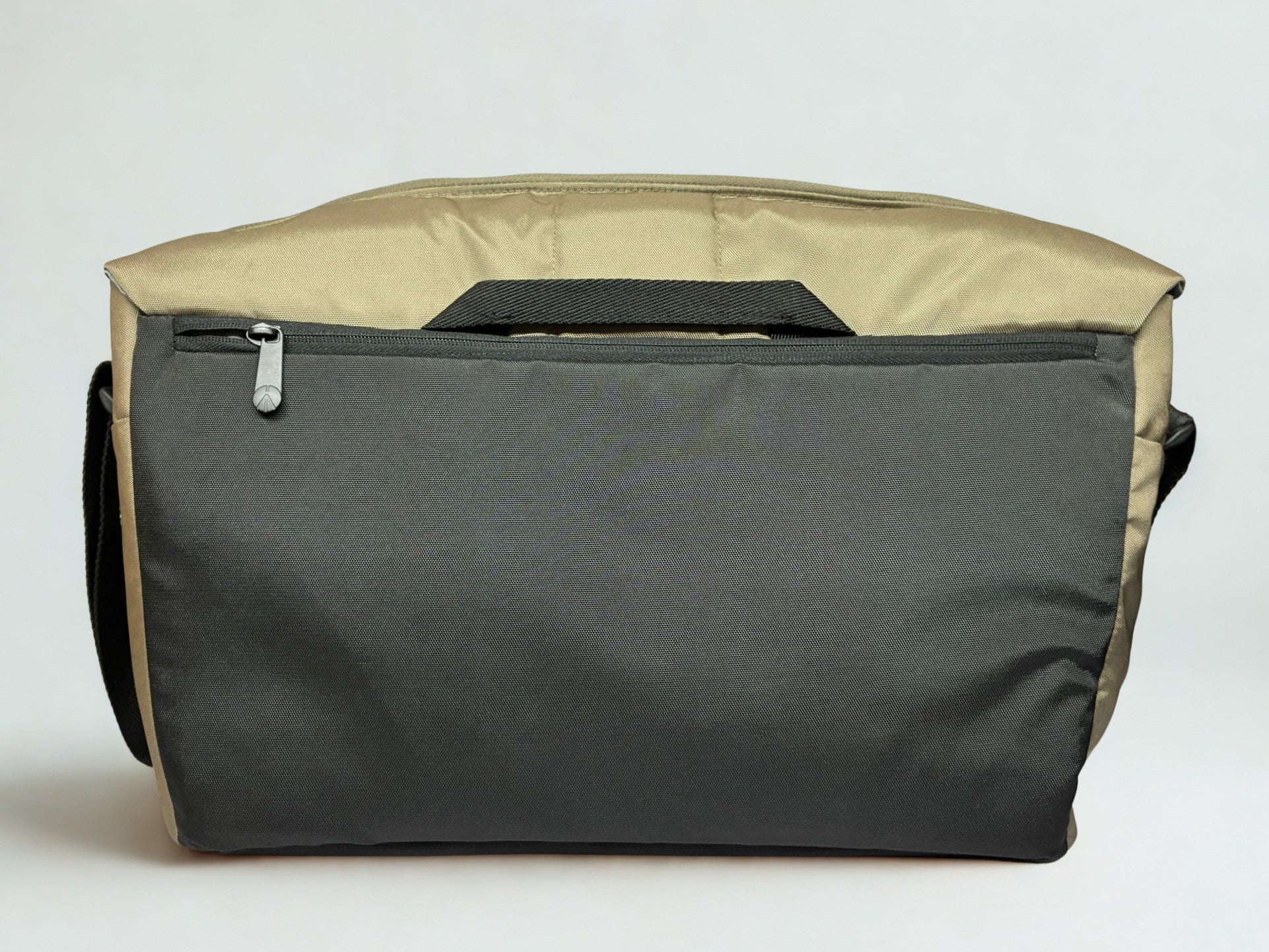 Manfrotto MB SM3907BC UNICA VII Messenger Bag Bungee Cord Color