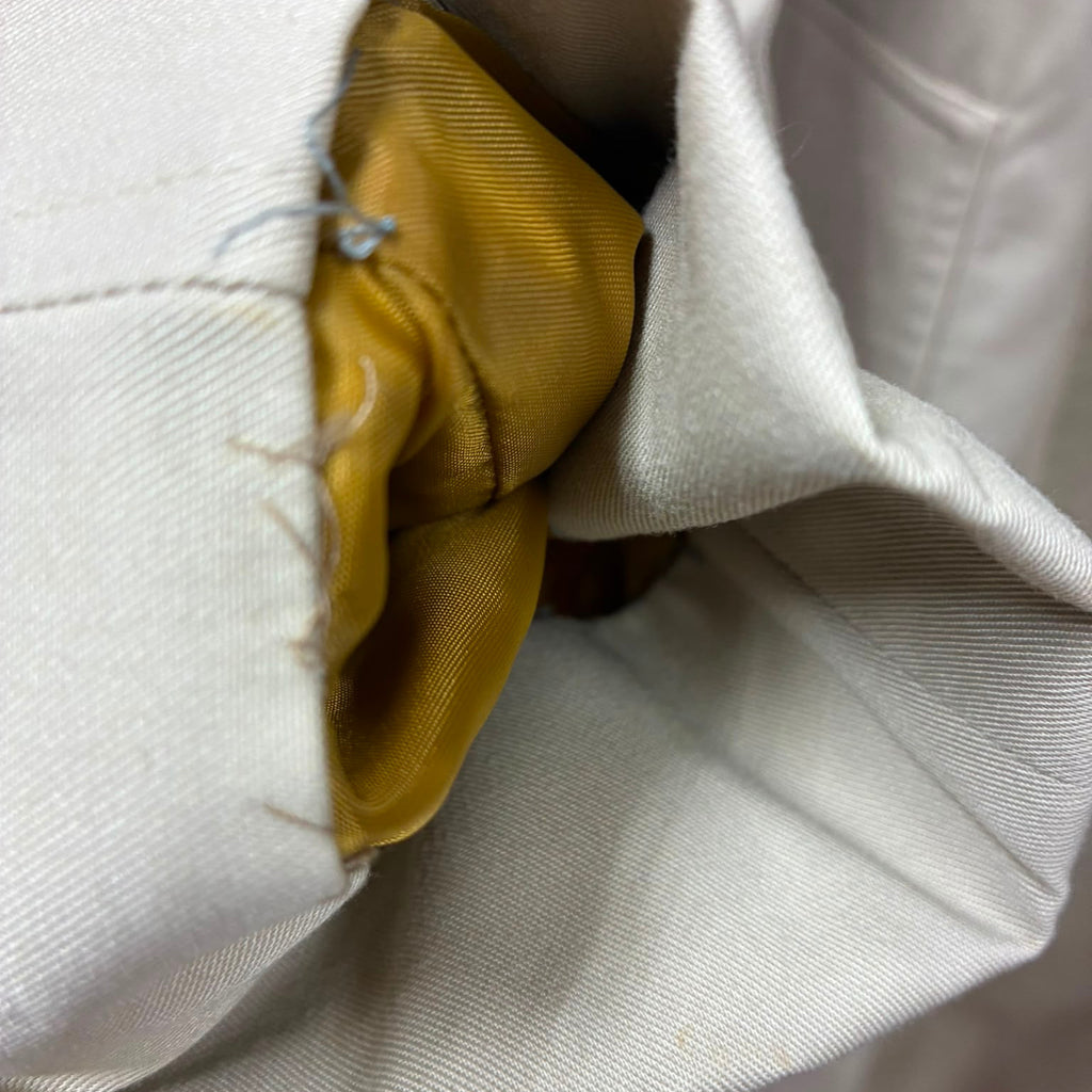 Burberrys Vintage DoubleBreasted Trench Coat Beige Signature Check Lining Size 44Short