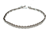 750 White Gold Heart Diamond Tennis Bracelet 7GM