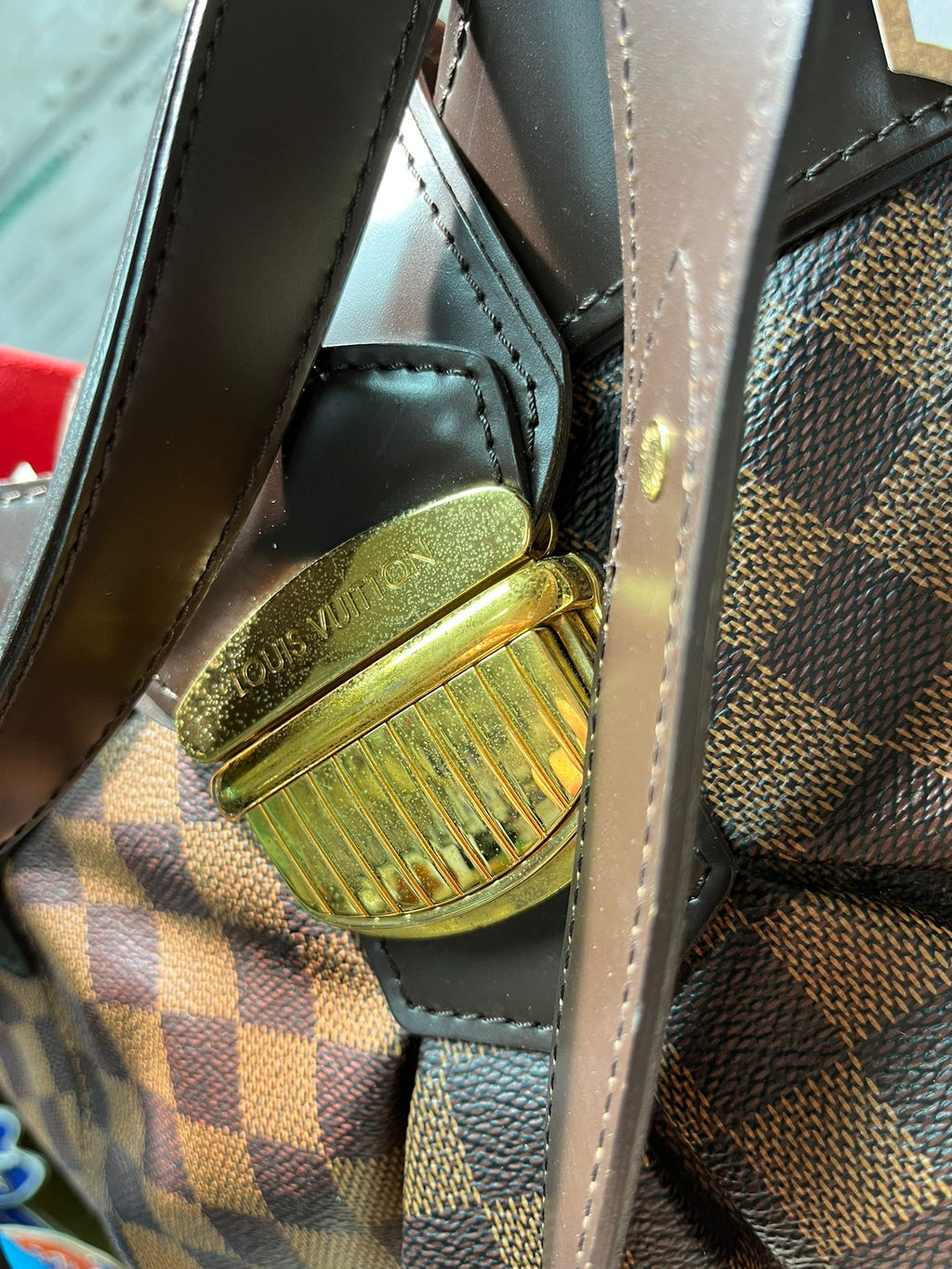 Louis Vuitton 2011 Leather Sistina Shoulder Bag