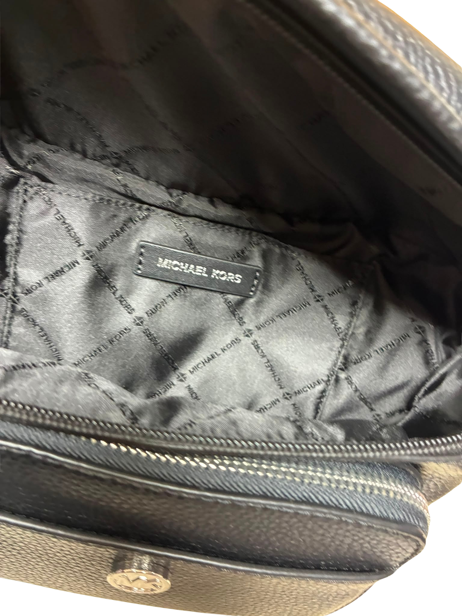 Michael Kors Maisie Large Pebbled Leather 2in1 Sling Pack