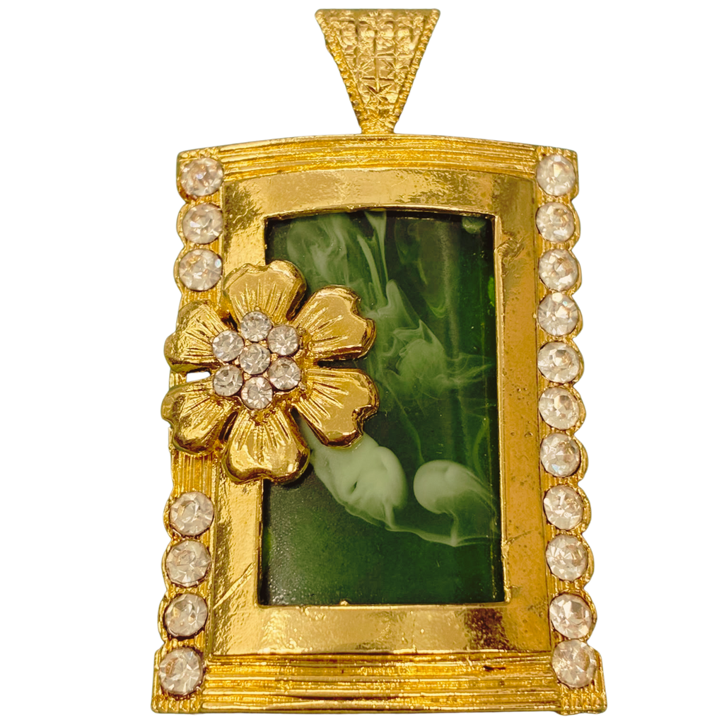 Gold Tone Metal  Vintage Green Stone Pendant