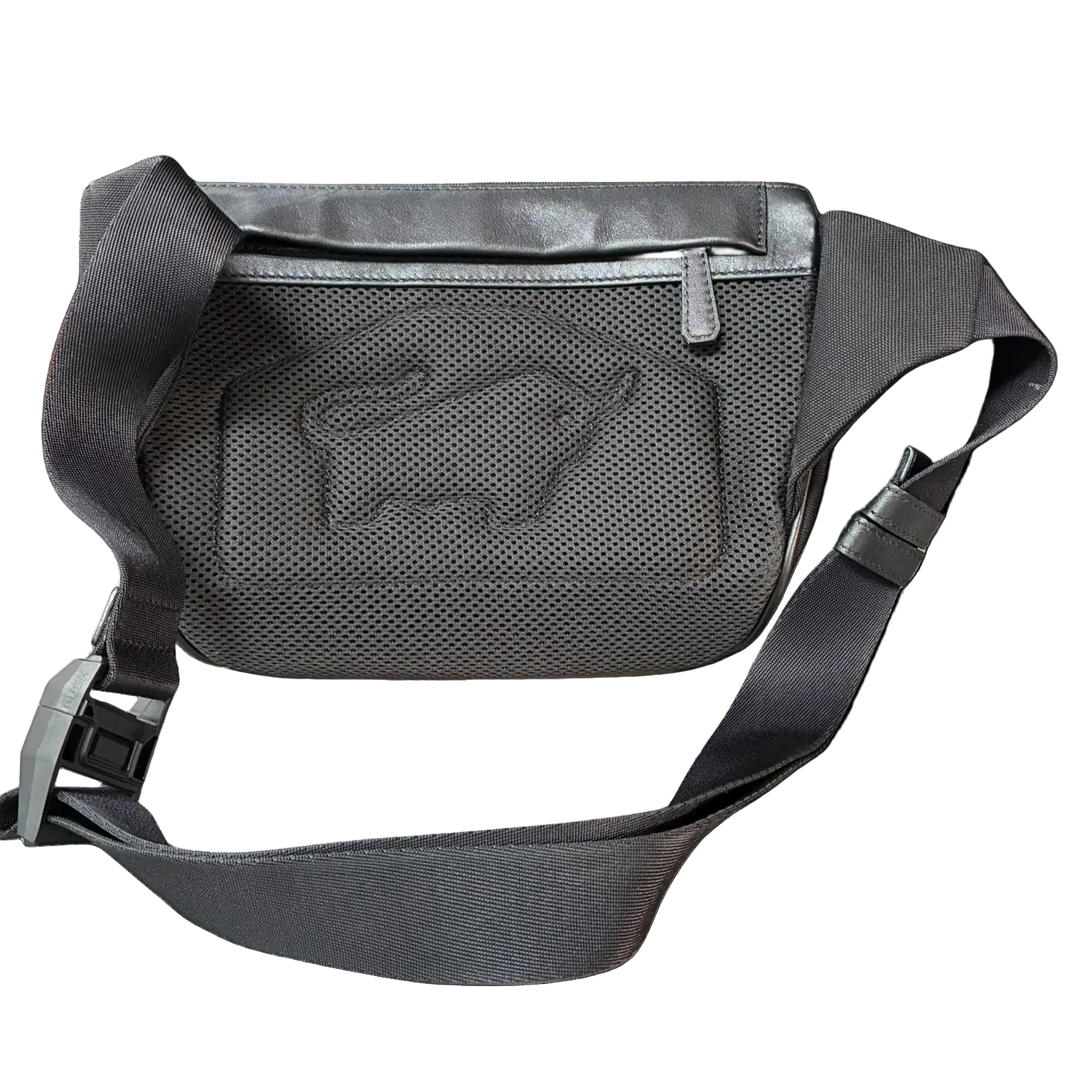 Braun Buffel Jimp Medium Waist Pouch Black Secondary image