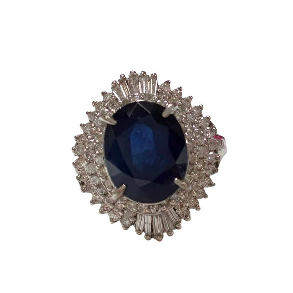 PT900 Oval Cut Sapphire Ring With Diamond Halos 7.7GM