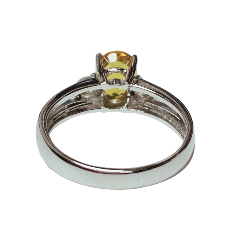 18KWG Oval Cut Yellow Sapphire And Diamond Ring 4.3GM