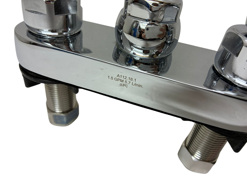 American Standard 7500.140.002 Monterrey Centerset Gooseneck Lavatory Faucet With Lever Handles Chrome