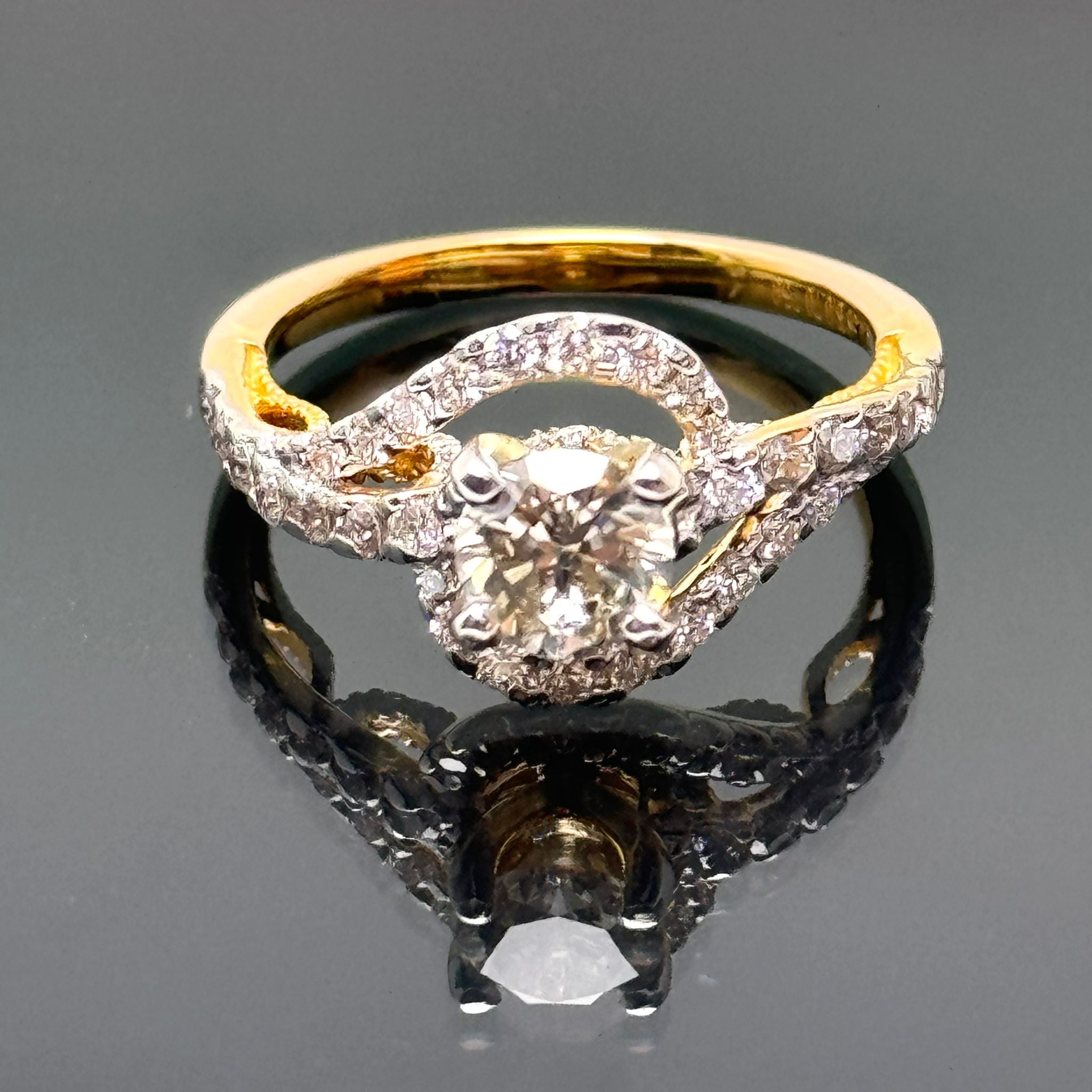 18K Yellow Gold Diamond1=0.70ct, D62=0.58ct Ring 3.8gm Main image