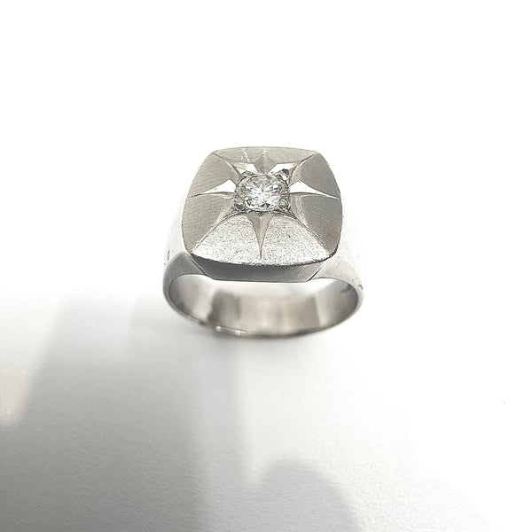 Ring Lady&#39;s