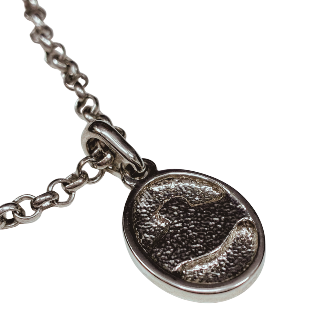 Vivienne Westwood Seal Pendant Necklace 40CM