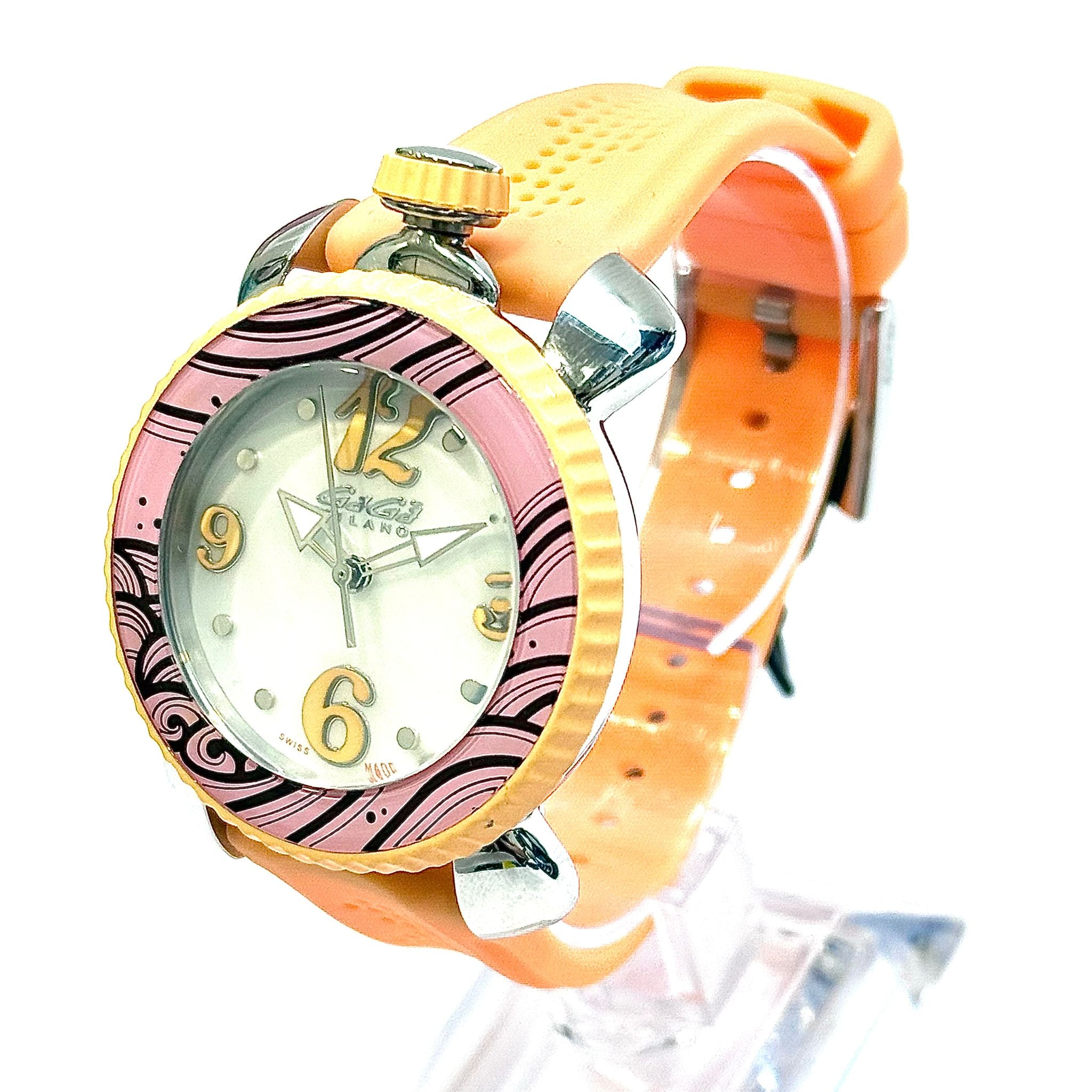 Gaga Milano 7020.05 White Pearl Dial 39mm Ladies Quartz Watch Secondary image