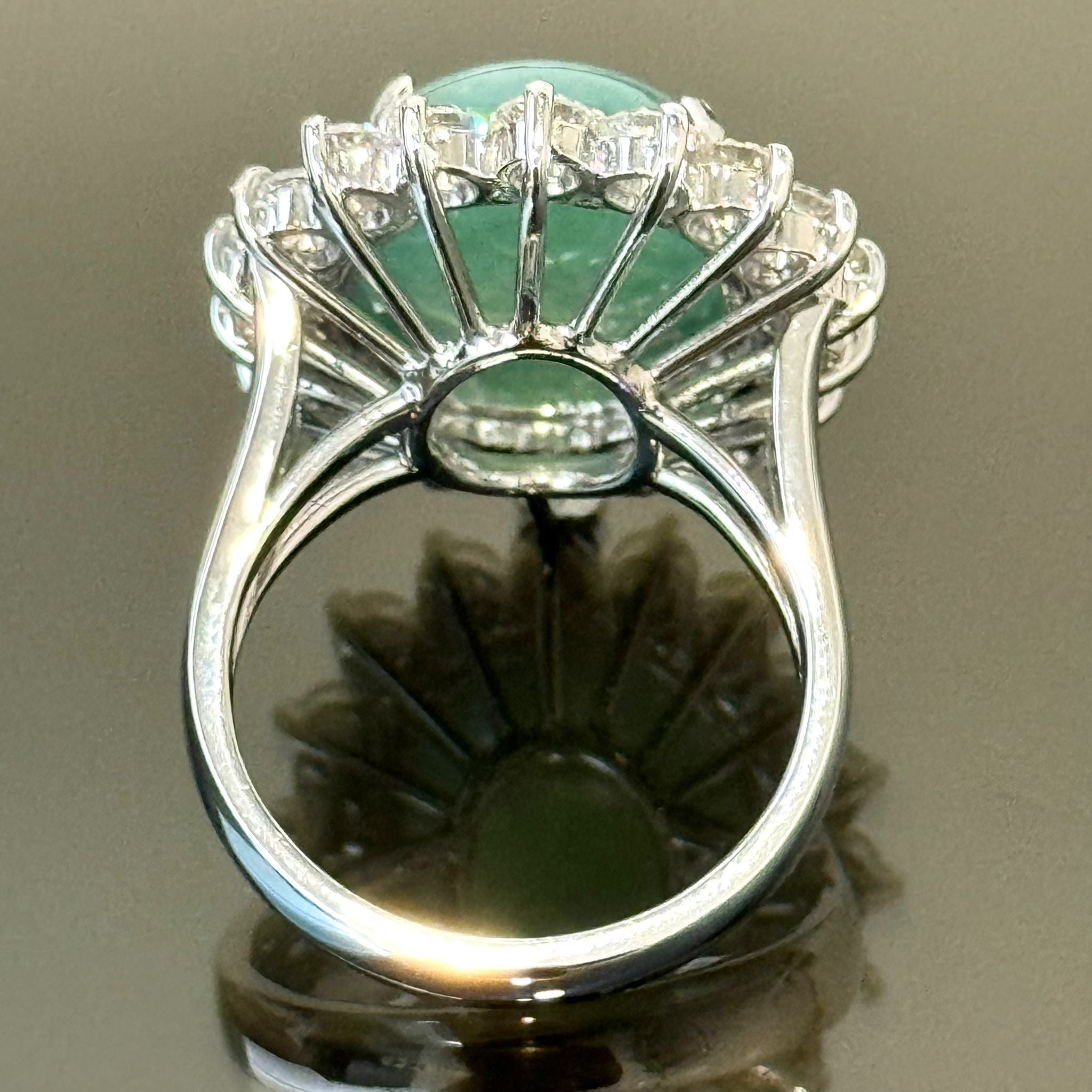 18KWG Jadeite (Type A) & Diamond Ring