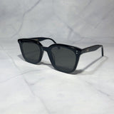 Gentle Monster Sunglasses Queen 62.18-143