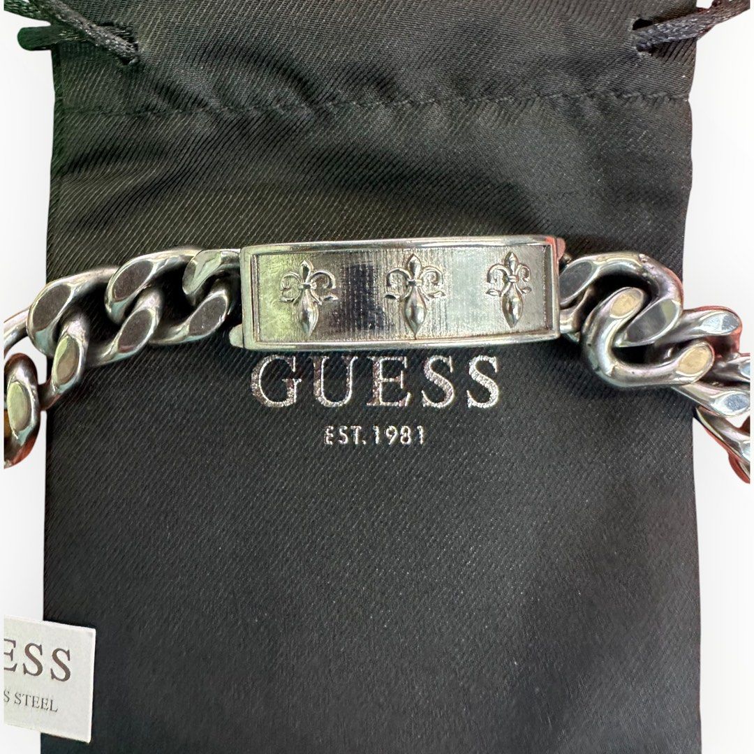 Guess Silver-Tone Chunky Chain Jumbo Bracelet