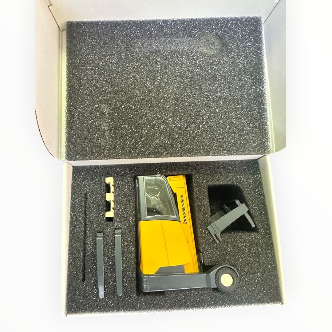 Jungheinrich Electric Reach Truck Retrak Diecast Collectible