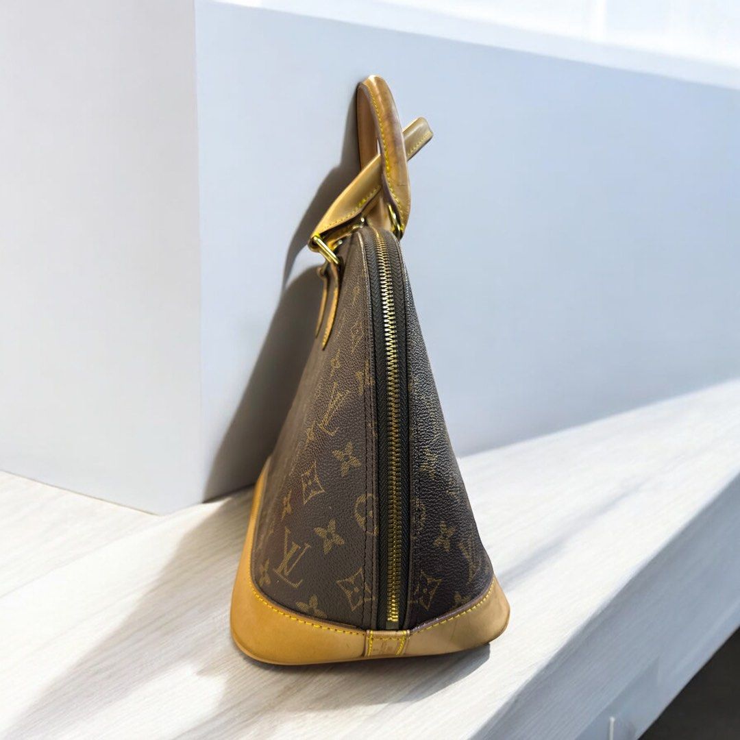 Louis Vuitton Alma (H22 x L29 x W14cm)