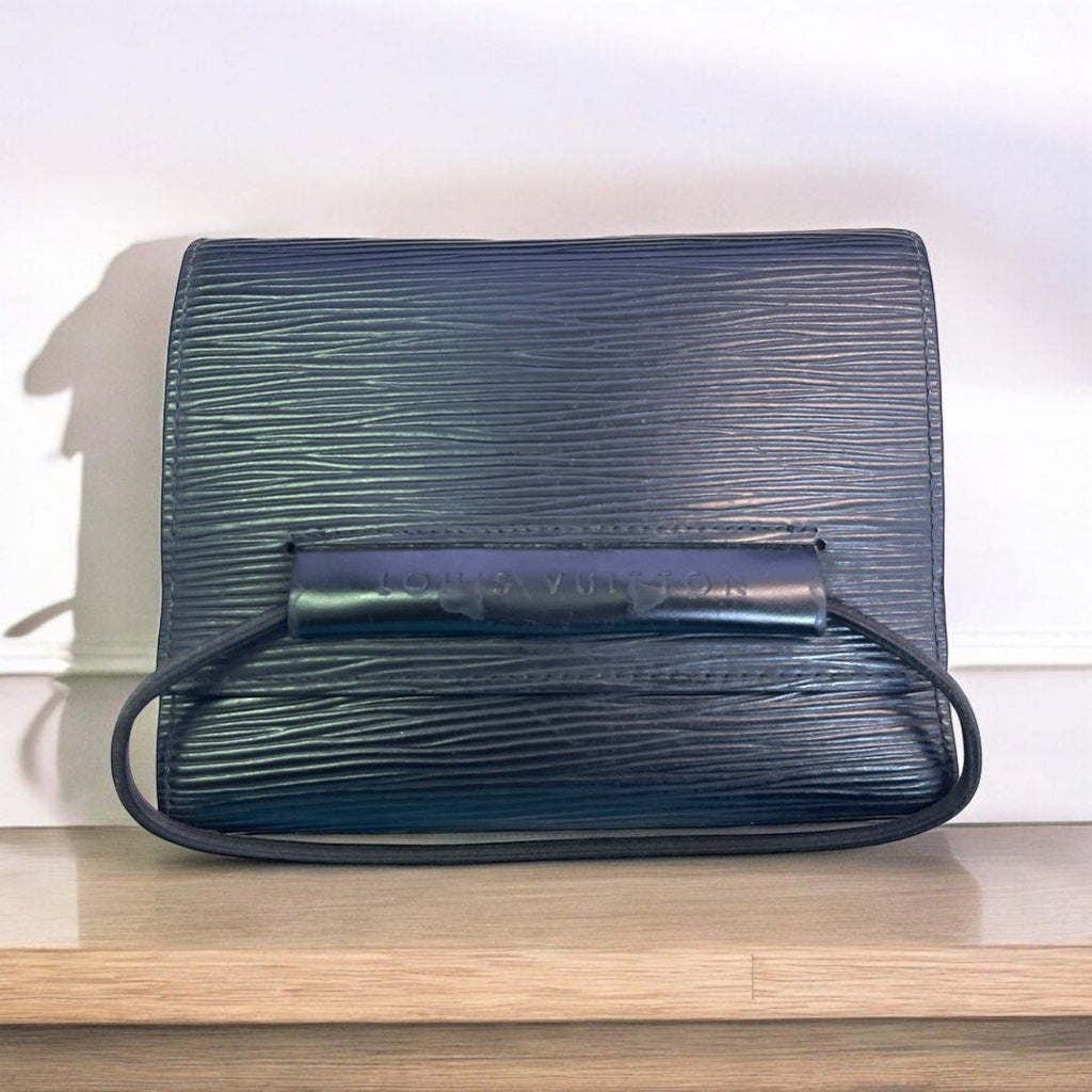 Louis vuitton Elastic Wallet Trifold (H11 x L14 cm)