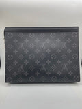 Louis Vuitton M61692 Monogram Pochette Voyage MM Clutch Bag