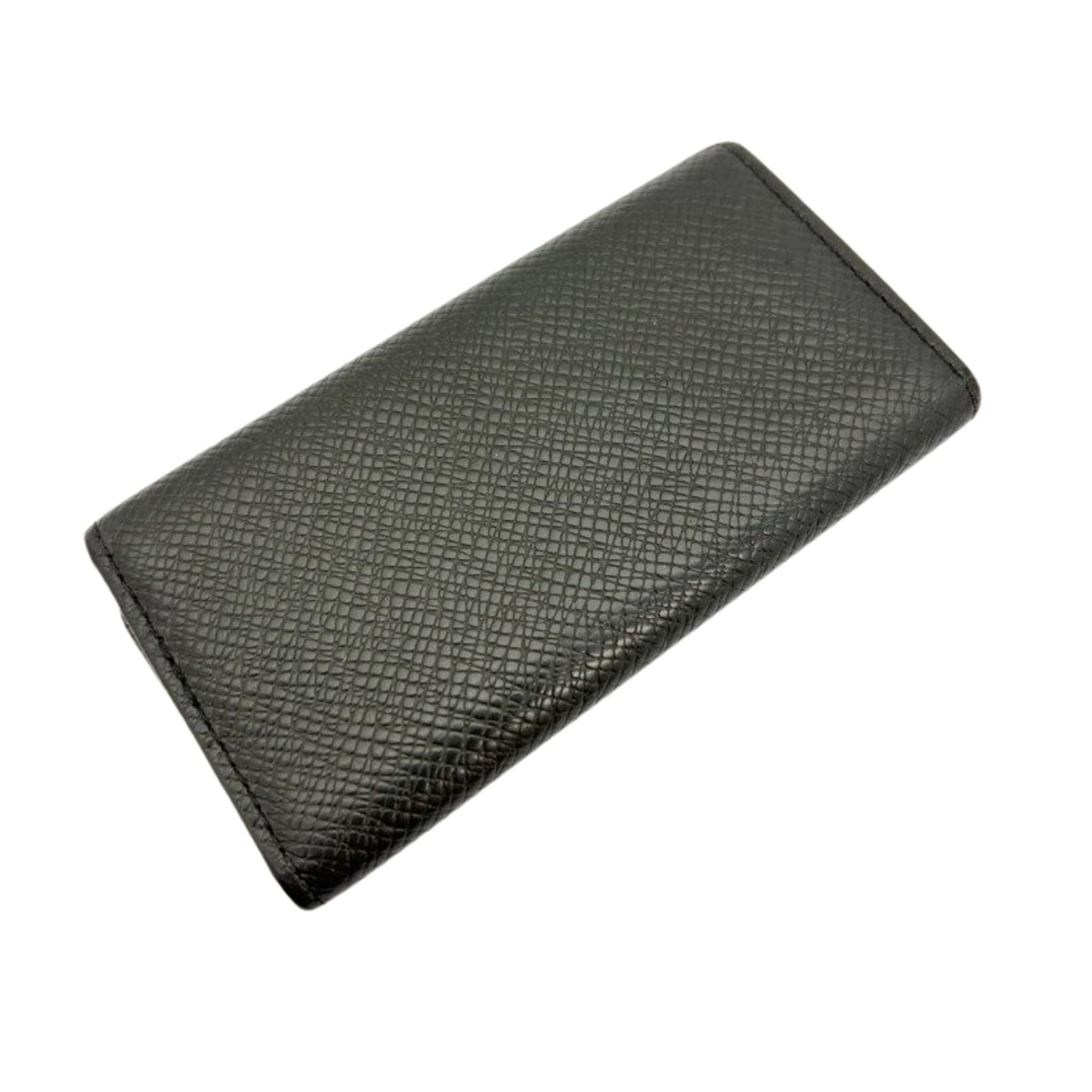 Louis Vuitton Multicle 4 Key Case Secondary image