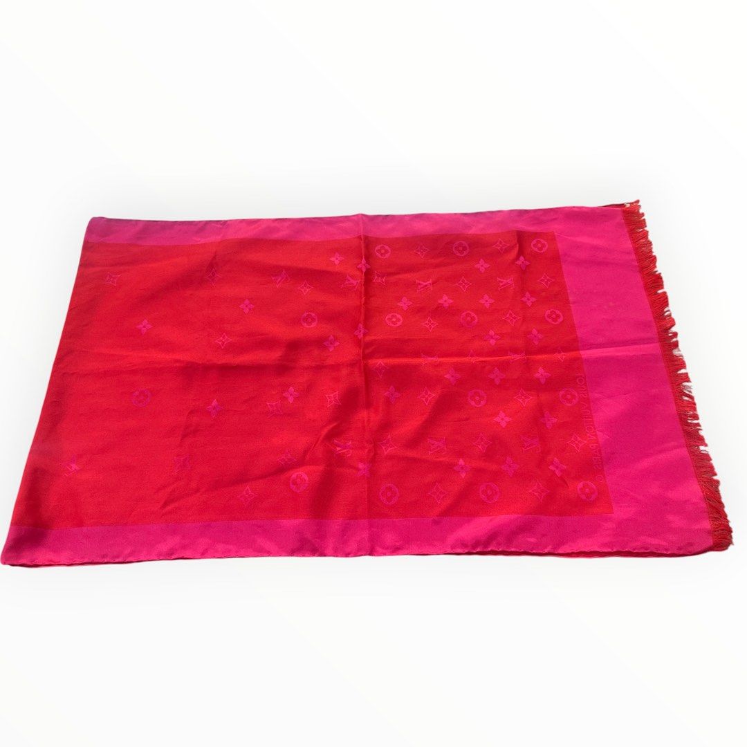 Louis Vuitton silk Pink Scarf