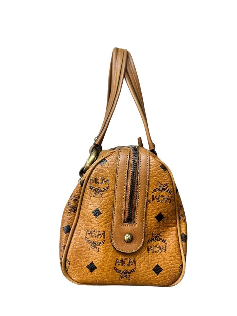 MCM Boston Bag (H16 x L32 x W12 cm) Secondary image