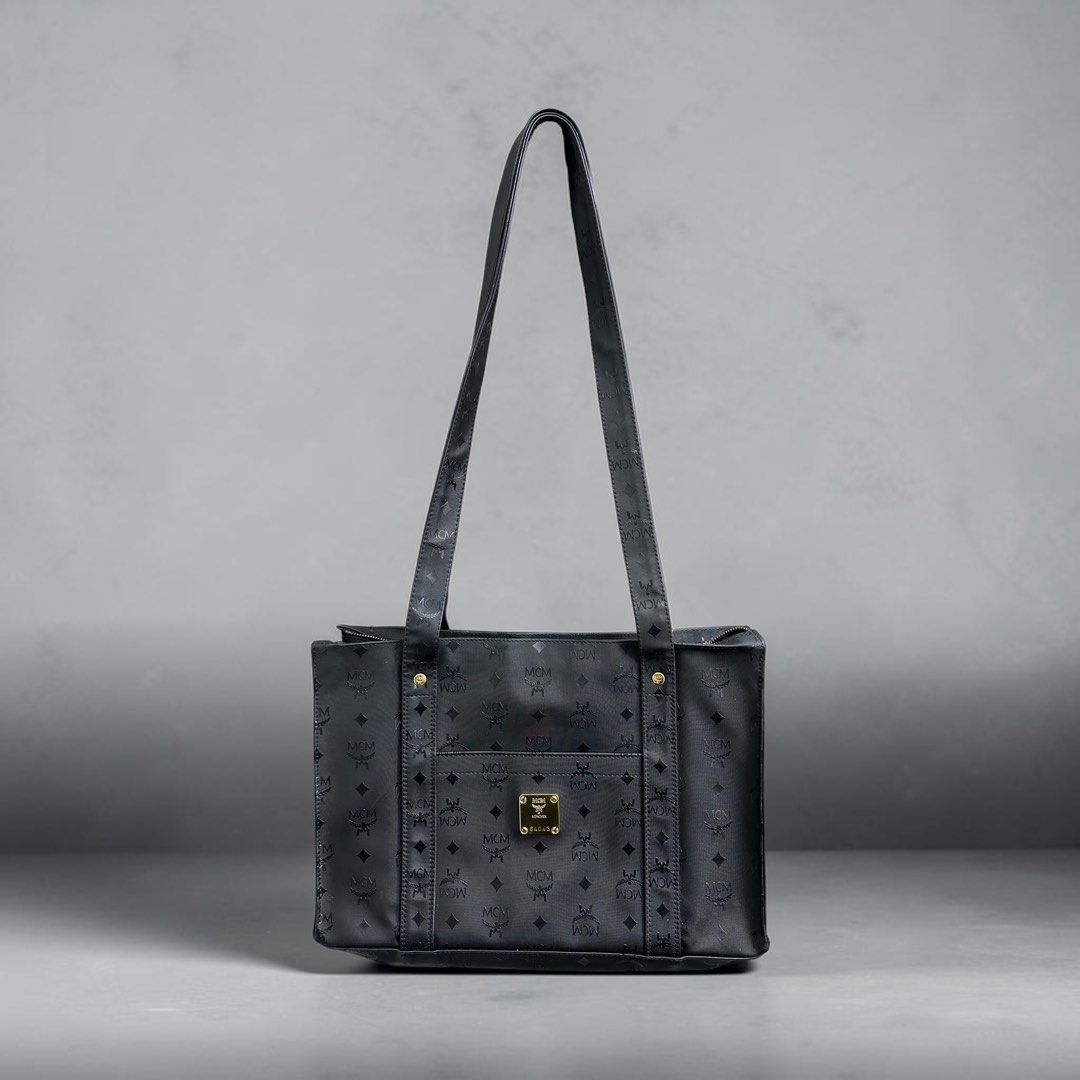 MCM Visetos Shopper Tote Bag – Black Main image