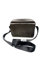 Michael Kors Cooper Logo Camera Bag  (H19.5 x L27 x 5.5 cm)